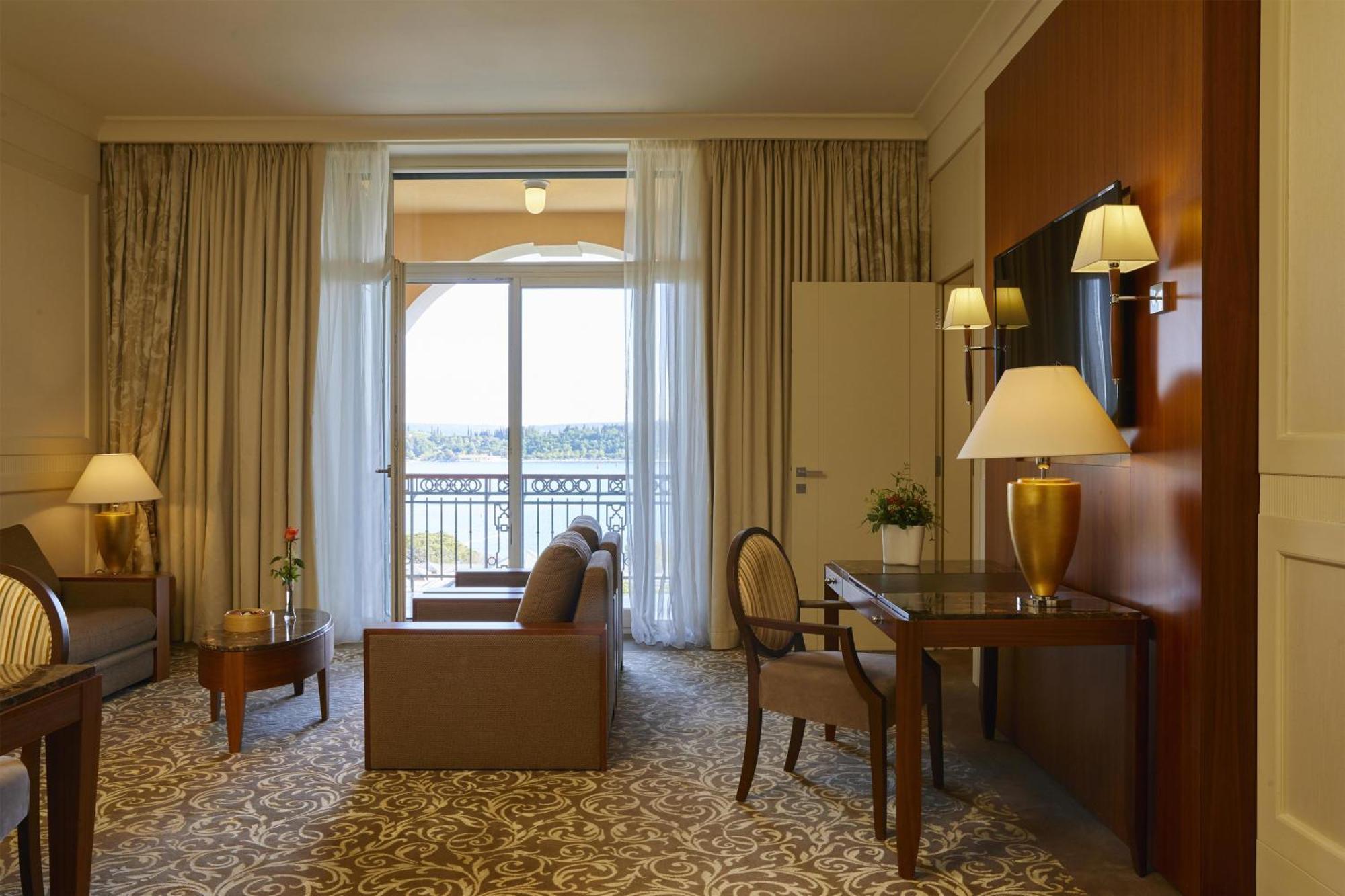 Palace suite,1758290557:JPEG